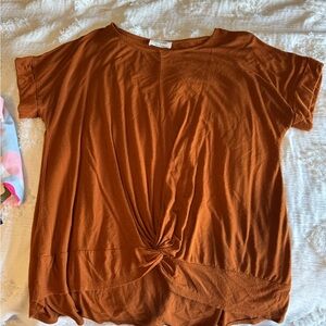 Zenana Outfitters Rust Brown Relaxed Tie Front T-Shirt